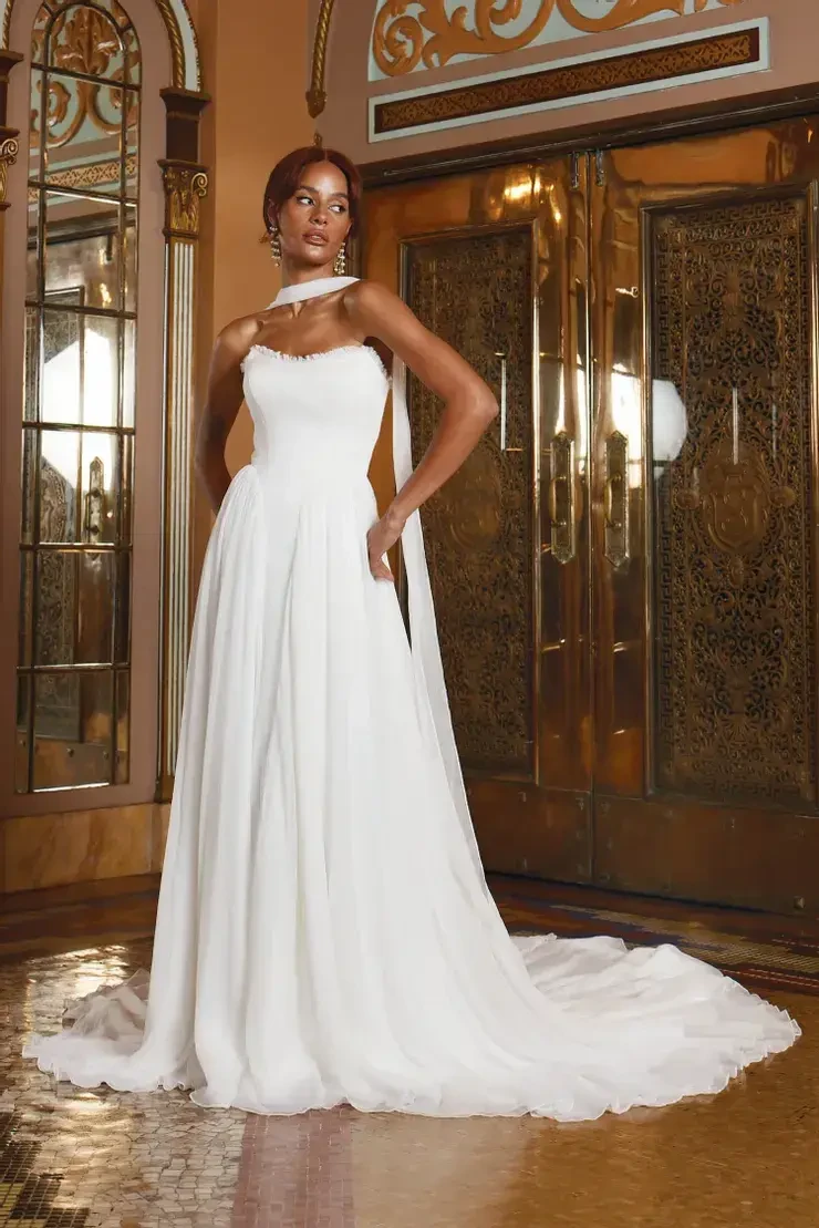Evie Young wedding gown