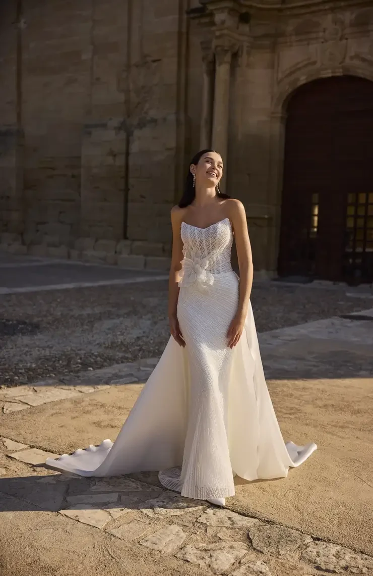 Veni Infantino wedding gown